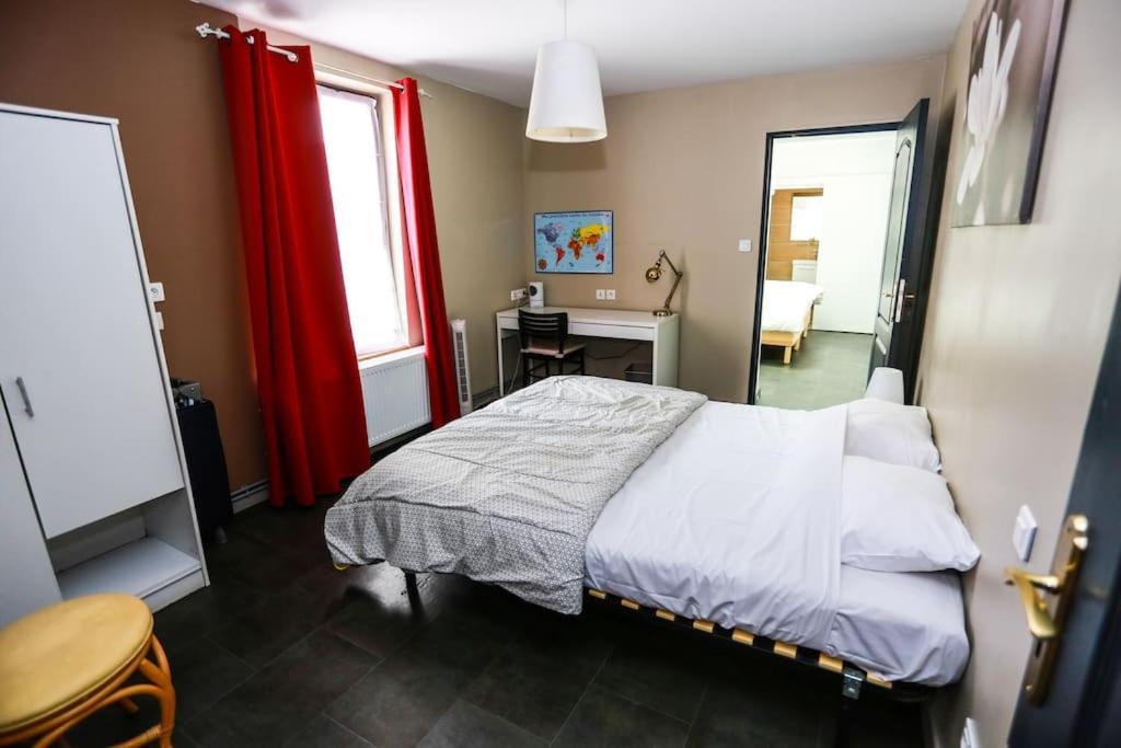 F3 80 M2 Longere Plain Pied Au Centre Auxonne. Villa Buitenkant foto
