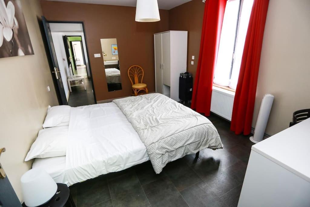 F3 80 M2 Longere Plain Pied Au Centre Auxonne. Villa Buitenkant foto